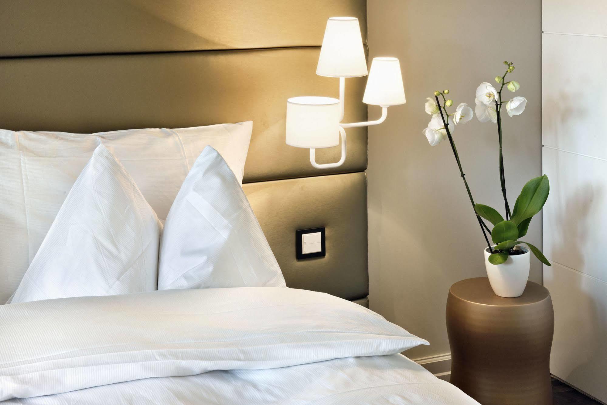 Limmathof Baden - Historisches Haus & Spa 외부 사진